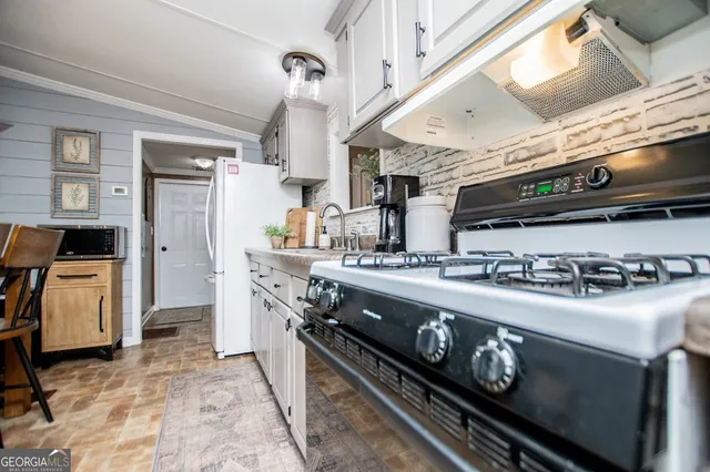 $250,000 | 140 Suburban Drive, Temple, GA 30179