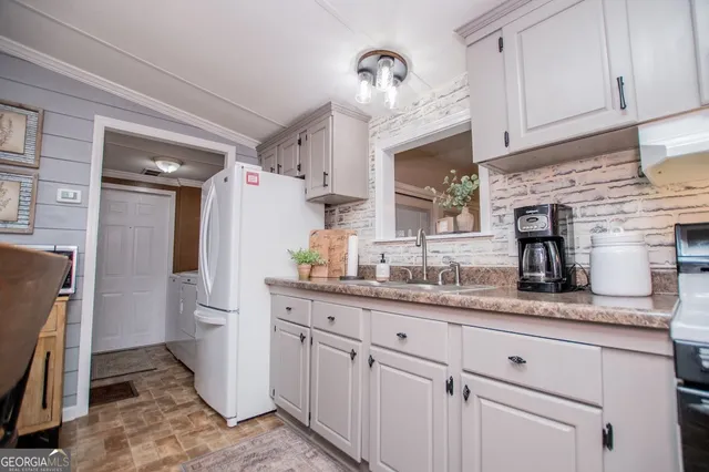 $250,000 | 140 Suburban Drive, Temple, GA 30179