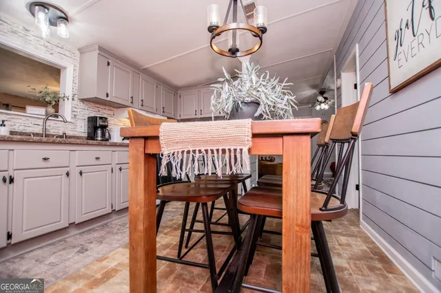 $250,000 | 140 Suburban Drive, Temple, GA 30179