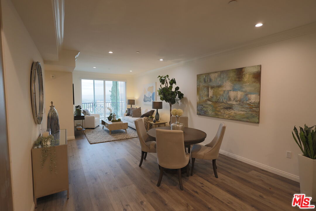 10132 Commerce Avenue Tujunga, CA 91042 - Photo 9 of 38