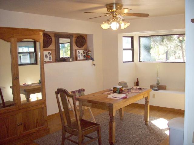 639 Pinon Road Star Valley, AZ 85541 - Photo 8 of 17 Dining