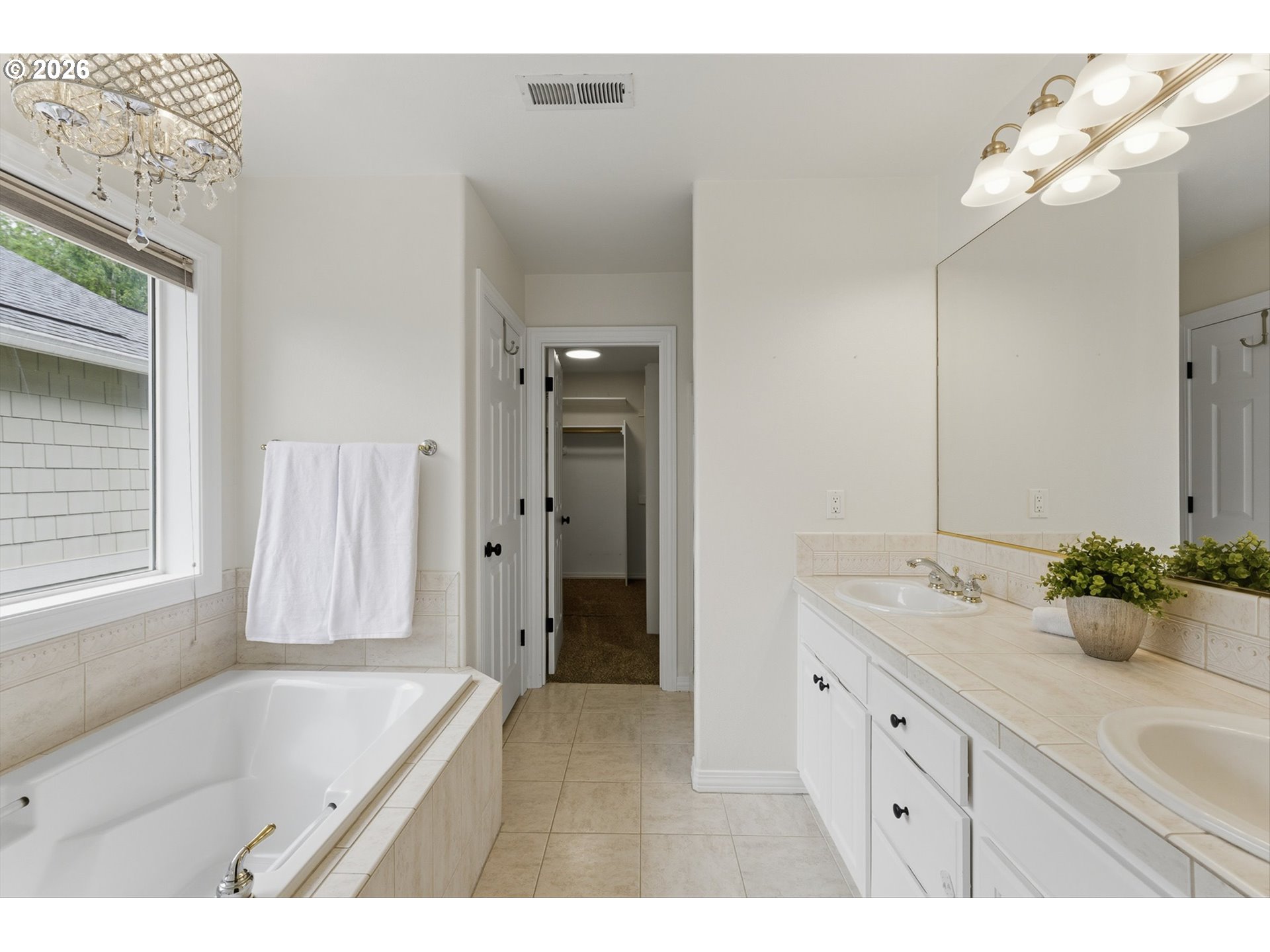 12355 Southwest Autumn View Street Portland, OR 97224 - Photo 14 of 28