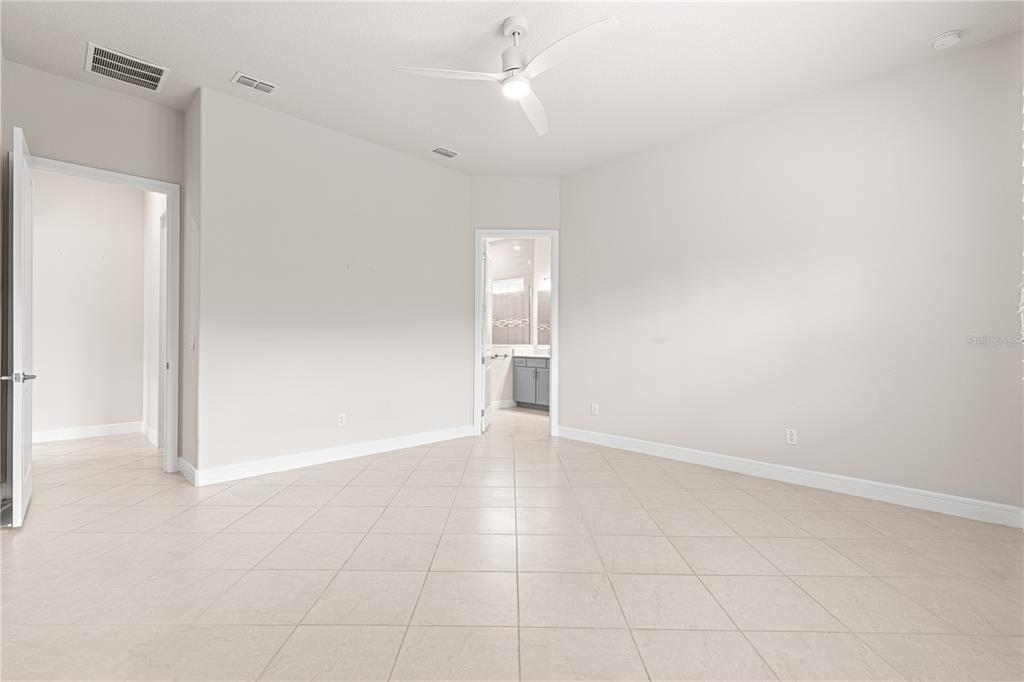9147 Southwest 65th Loop Ocala, FL 34481 - Photo 16 of 58