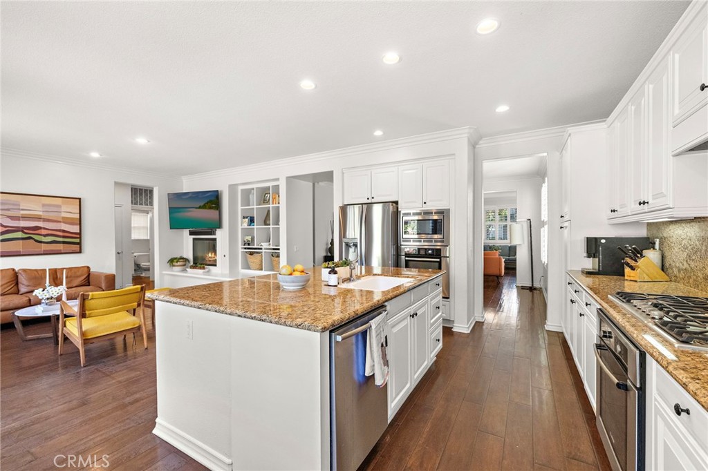 17 Regents Park Ladera Ranch, CA 92694 - Photo 14 of 63