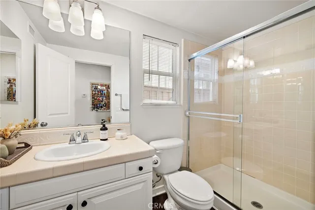 $8,300 | 17 Regents Park, Ladera Ranch, CA 92694