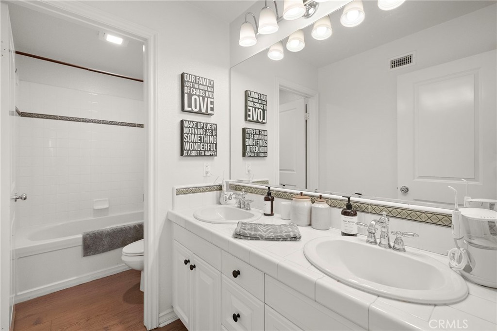 17 Regents Park Ladera Ranch, CA 92694 - Photo 25 of 63