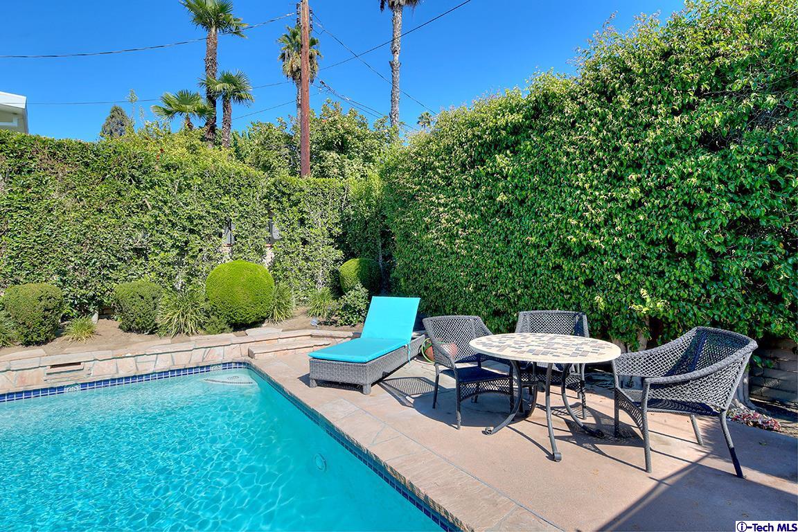 279 West Kenneth Road Glendale, CA 91202 - Photo 24 of 26 Gallery Image 24