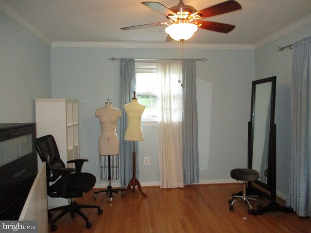 $850,000 | 6161 Foxcroft Road, Alexandria, VA 22307