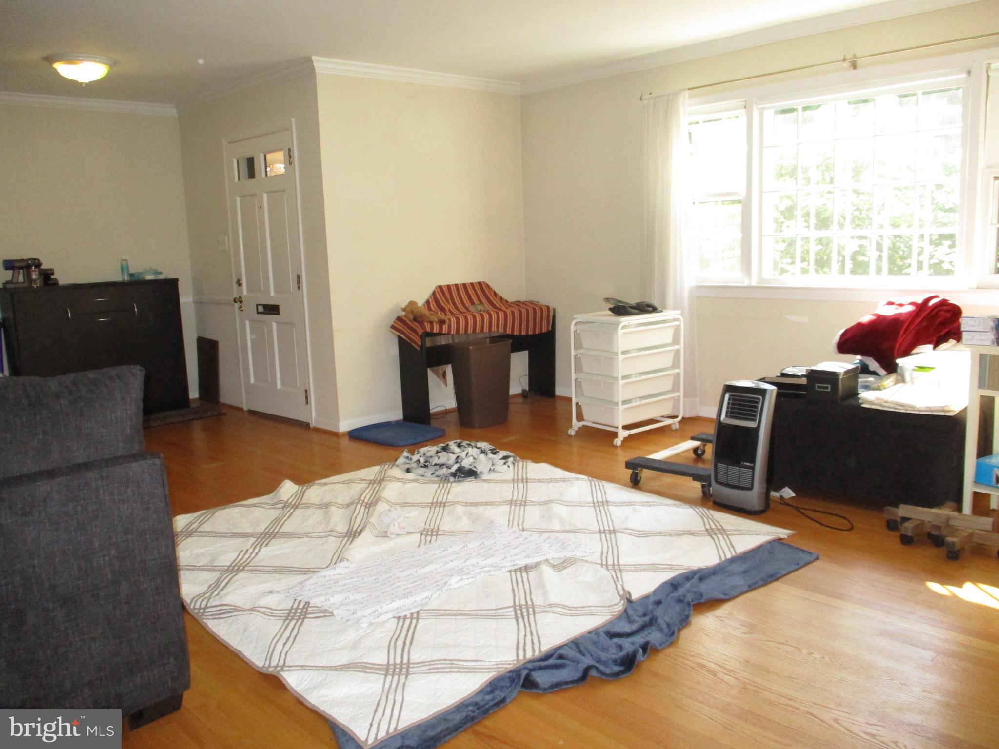 6161 Foxcroft Road Alexandria, VA 22307 - Photo 5 of 31 Gallery Image 5