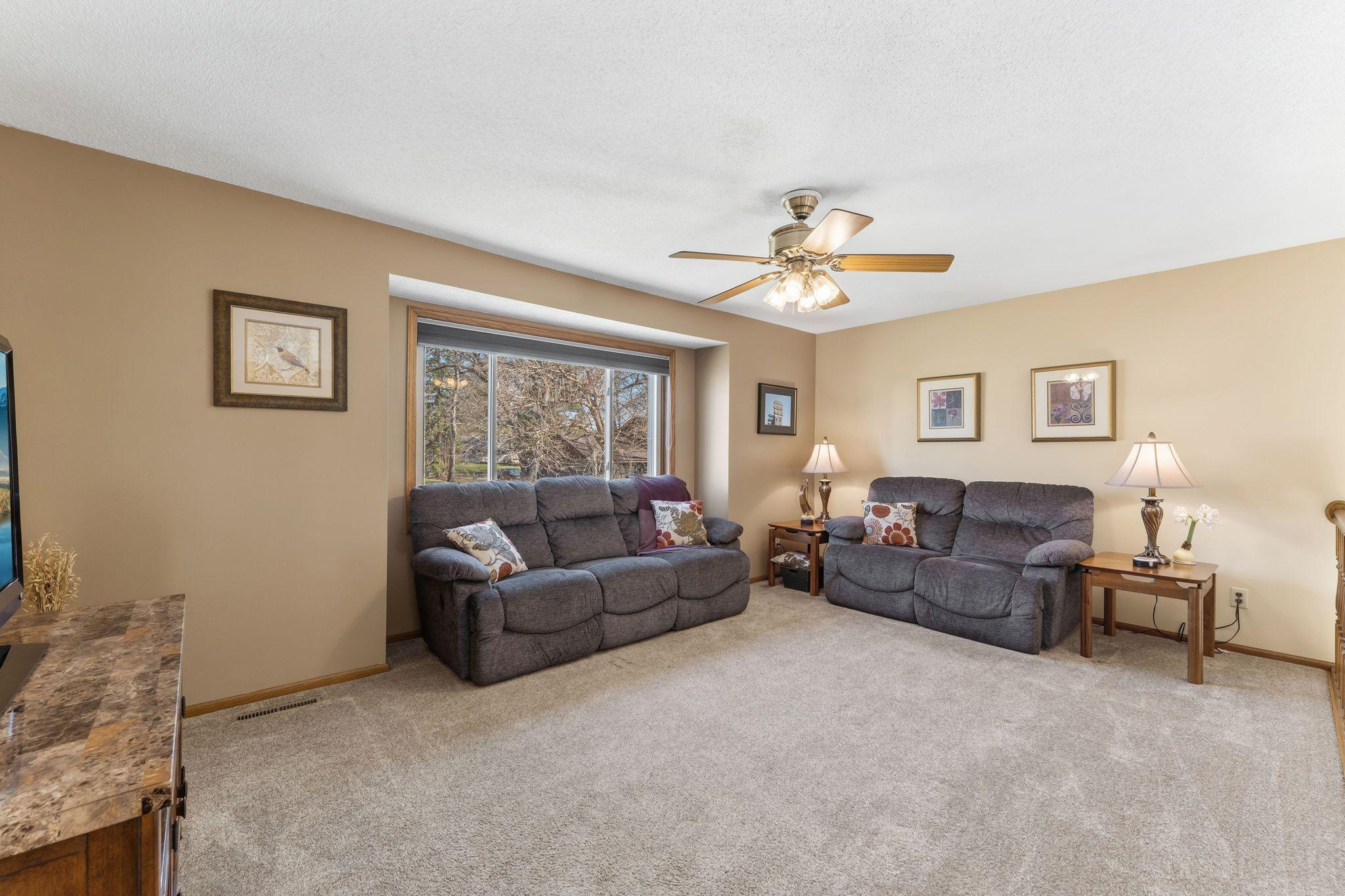 135 Old County Rd C East St. Paul, MN 55117 - Photo 11 of 41