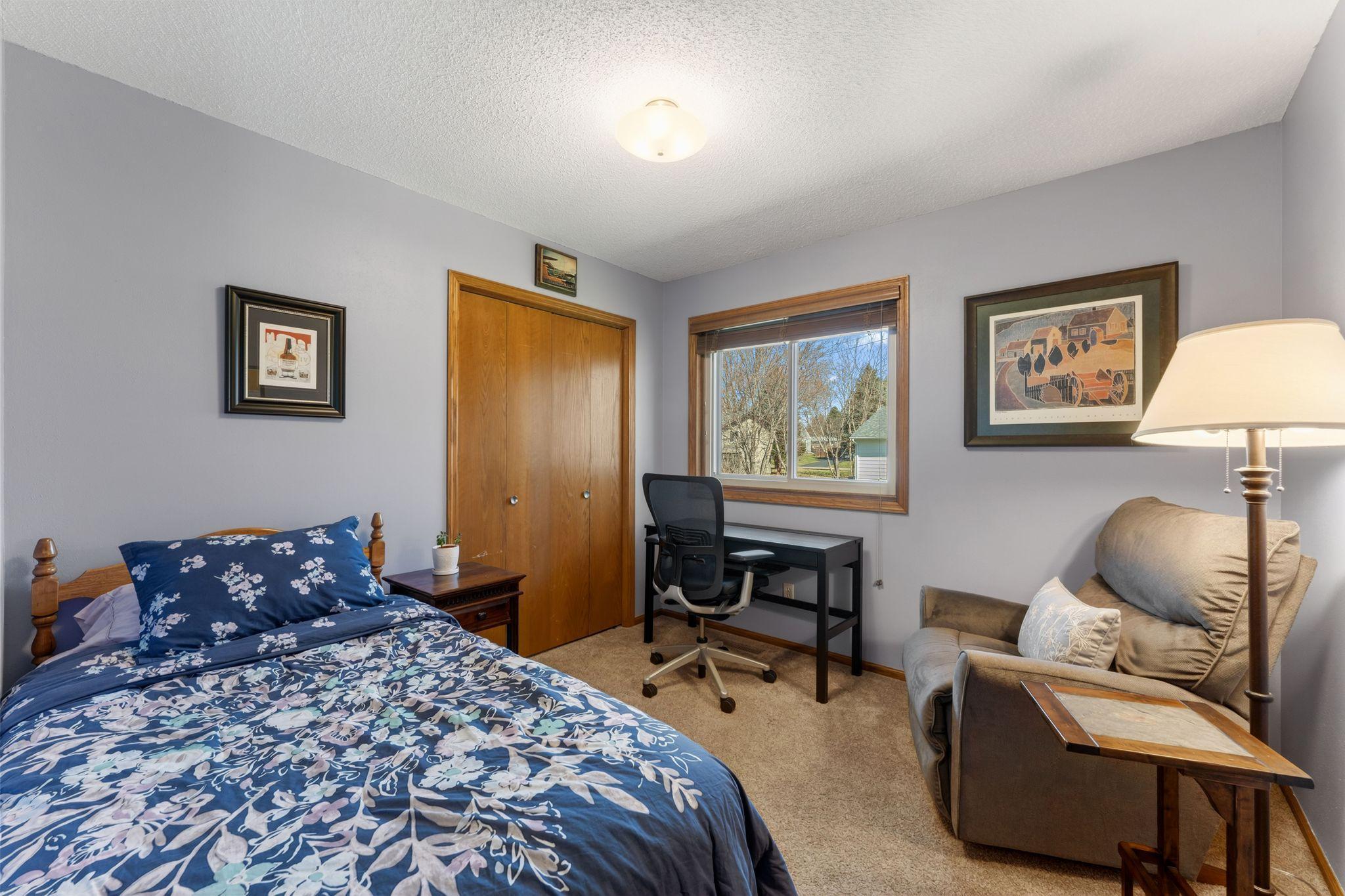 135 Old County Rd C East St. Paul, MN 55117 - Photo 13 of 41