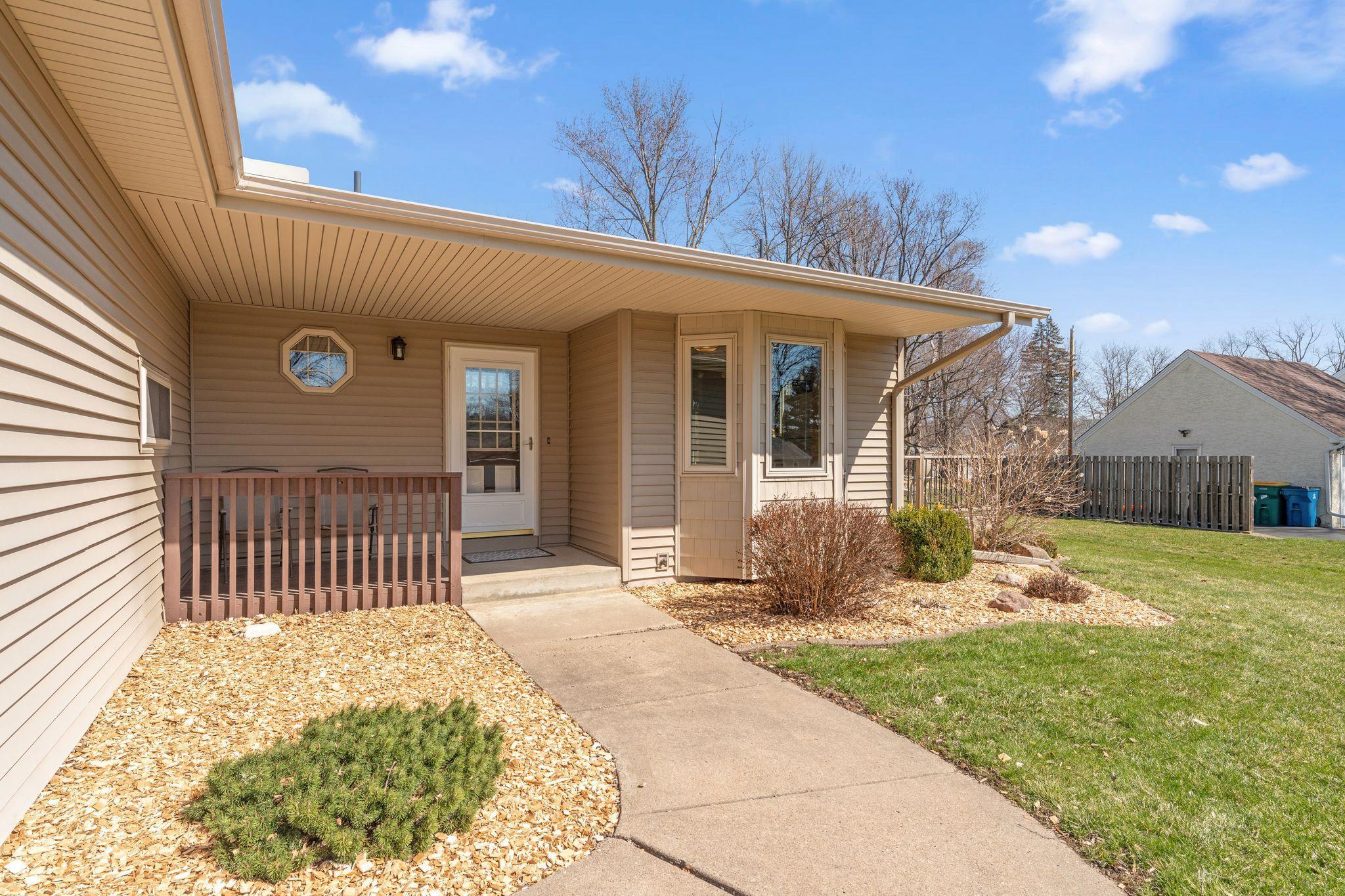 135 Old County Rd C East St. Paul, MN 55117 - Photo 20 of 41