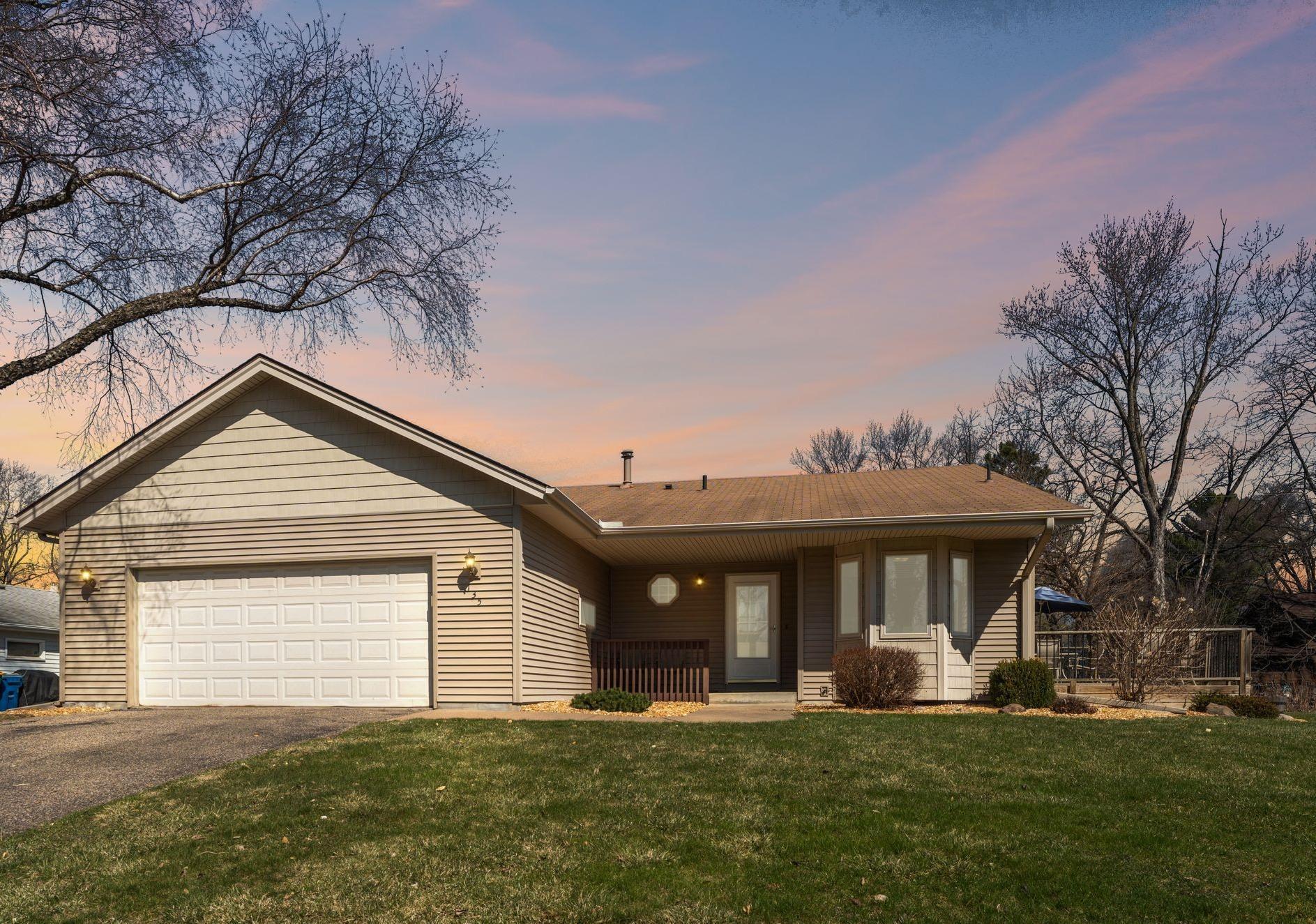 135 Old County Rd C East St. Paul, MN 55117 - Photo 2 of 41