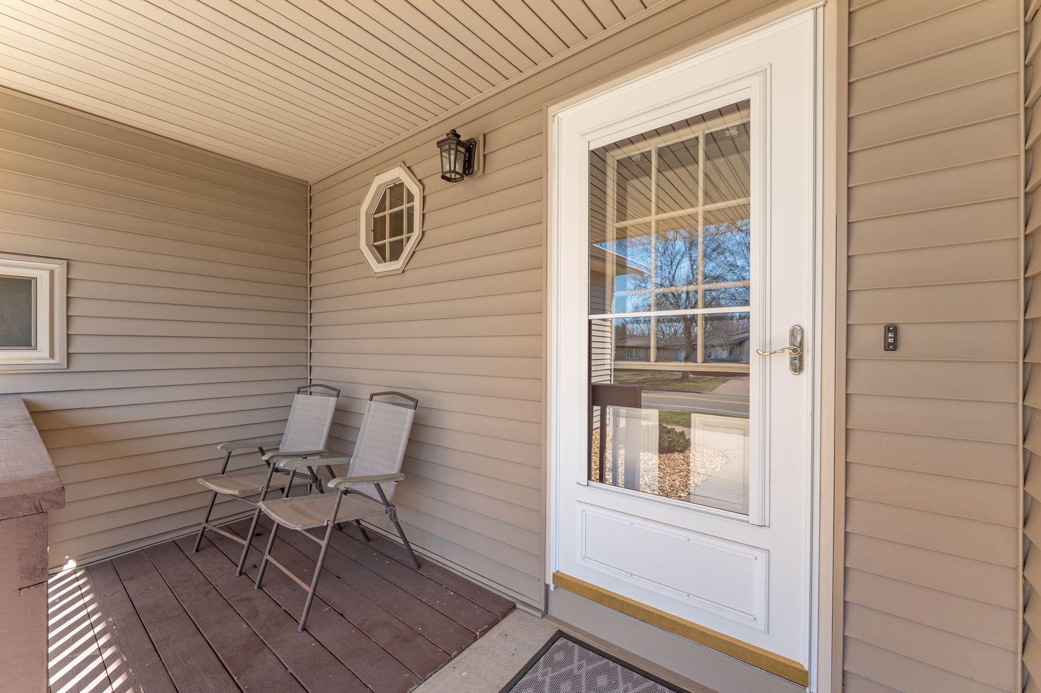 135 Old County Rd C East St. Paul, MN 55117 - Photo 21 of 41