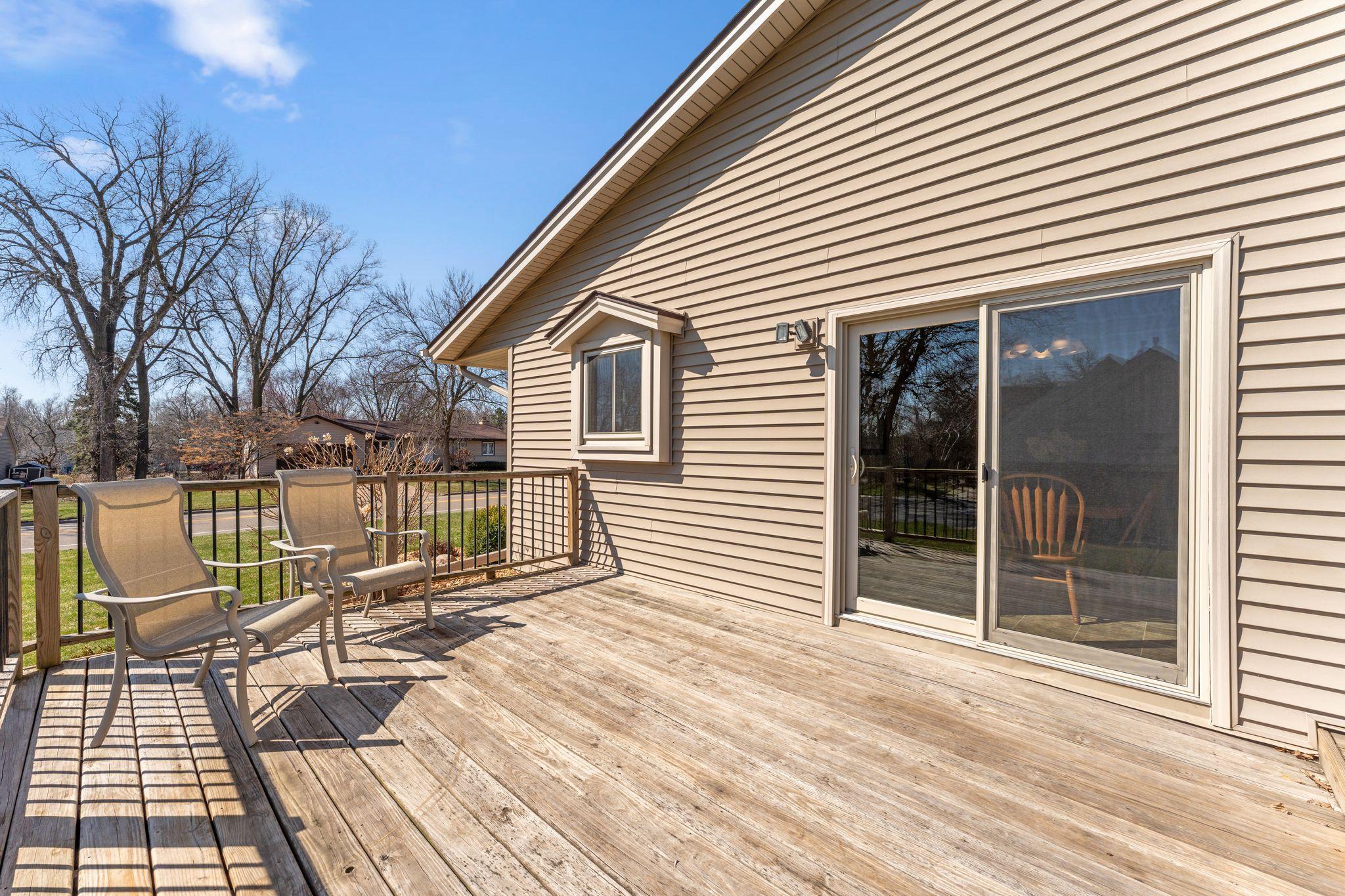 135 Old County Rd C East St. Paul, MN 55117 - Photo 27 of 41