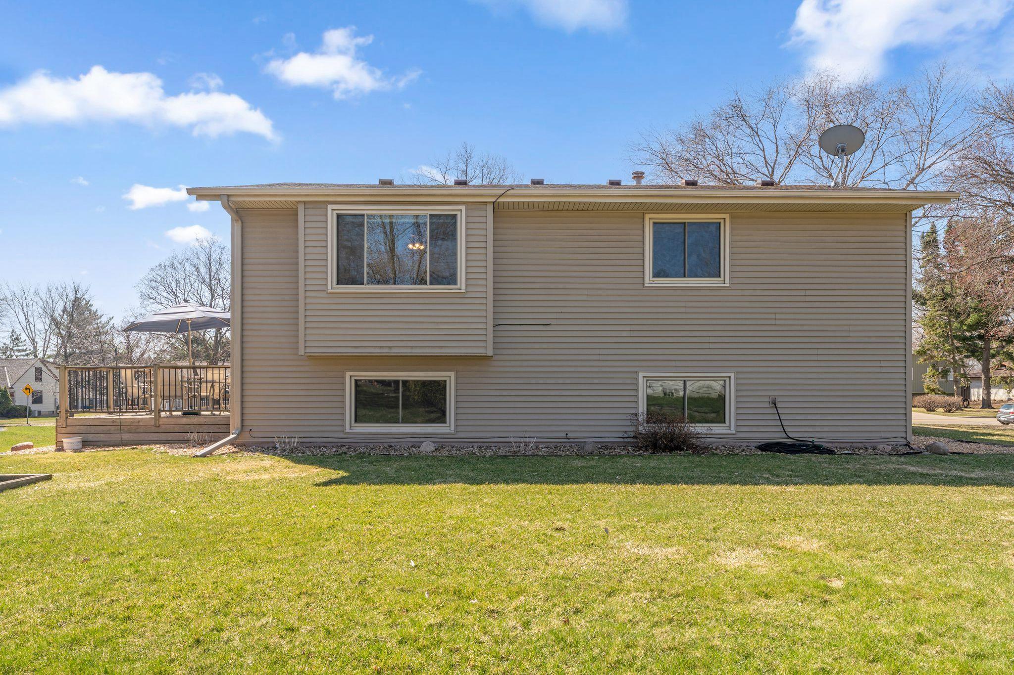 135 Old County Rd C East St. Paul, MN 55117 - Photo 34 of 41