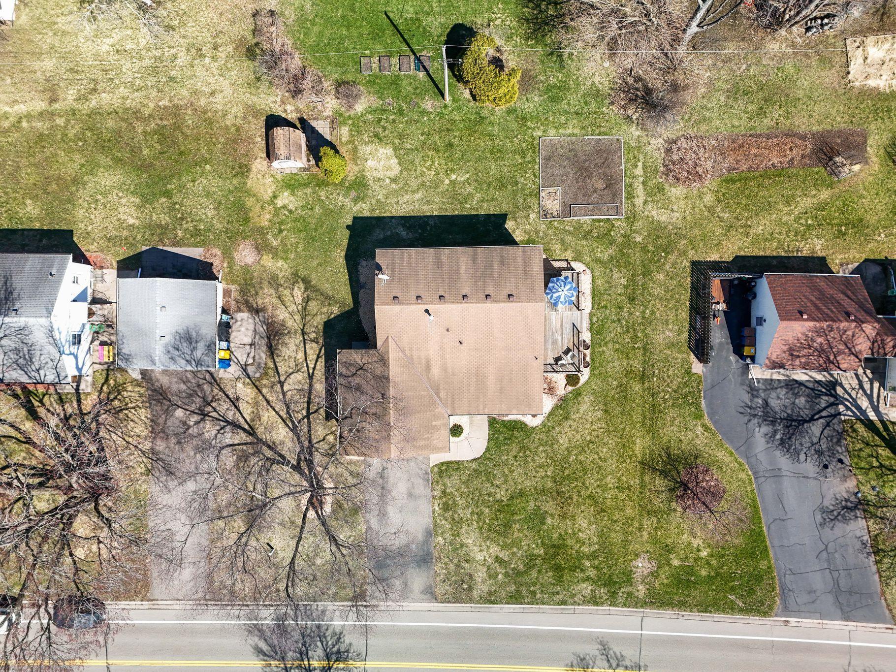 135 Old County Rd C East St. Paul, MN 55117 - Photo 37 of 41