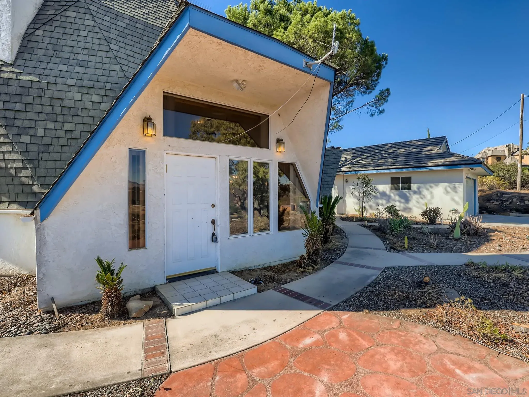 20509 Bexley Road Jamul, CA 91935 - Photo 4 of 28 a view of a house with a yard