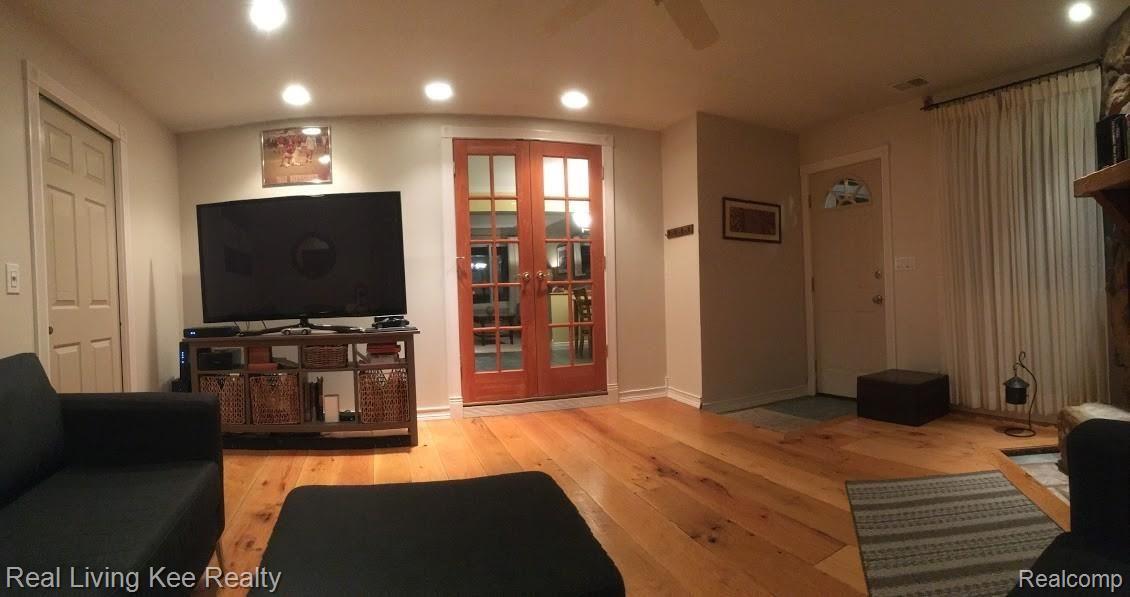 3533 Minton Road Lake Orion, MI 48359 - Photo 5 of 22 Minton 4.jpg