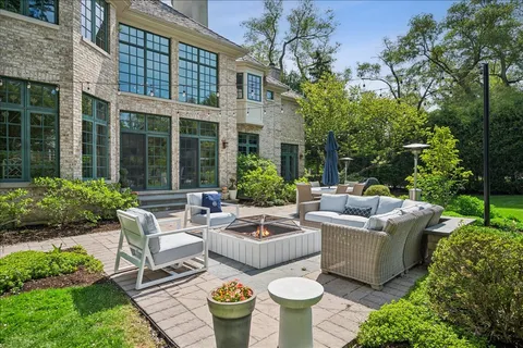 $2,485,000 | 605 Skokie Lane South, Glencoe, IL 60022