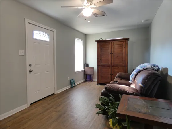 $895 | 507 Houston Street, Unit 8, Rosenberg, TX 77471