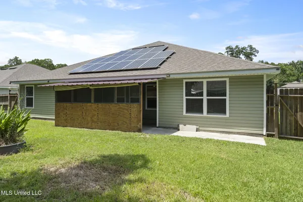 $299,000 | 211 Hawthorne Drive, Long Beach, MS 39560