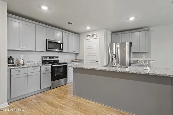 $299,000 | 211 Hawthorne Drive, Long Beach, MS 39560