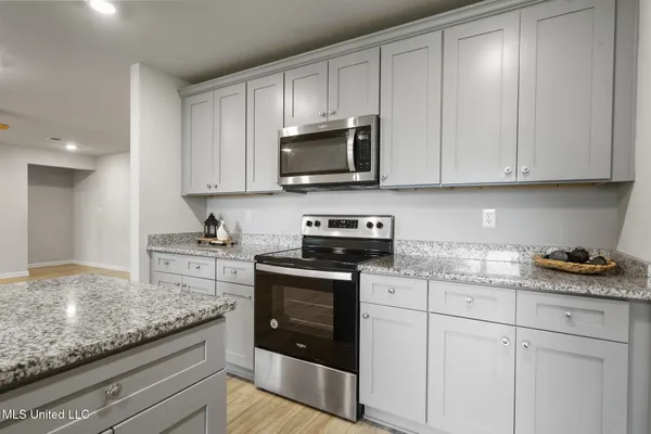 $299,000 | 211 Hawthorne Drive, Long Beach, MS 39560