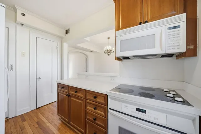 $2,100 | 2814 Peachtree Road Northwest, Unit 4, Atlanta, GA 30305