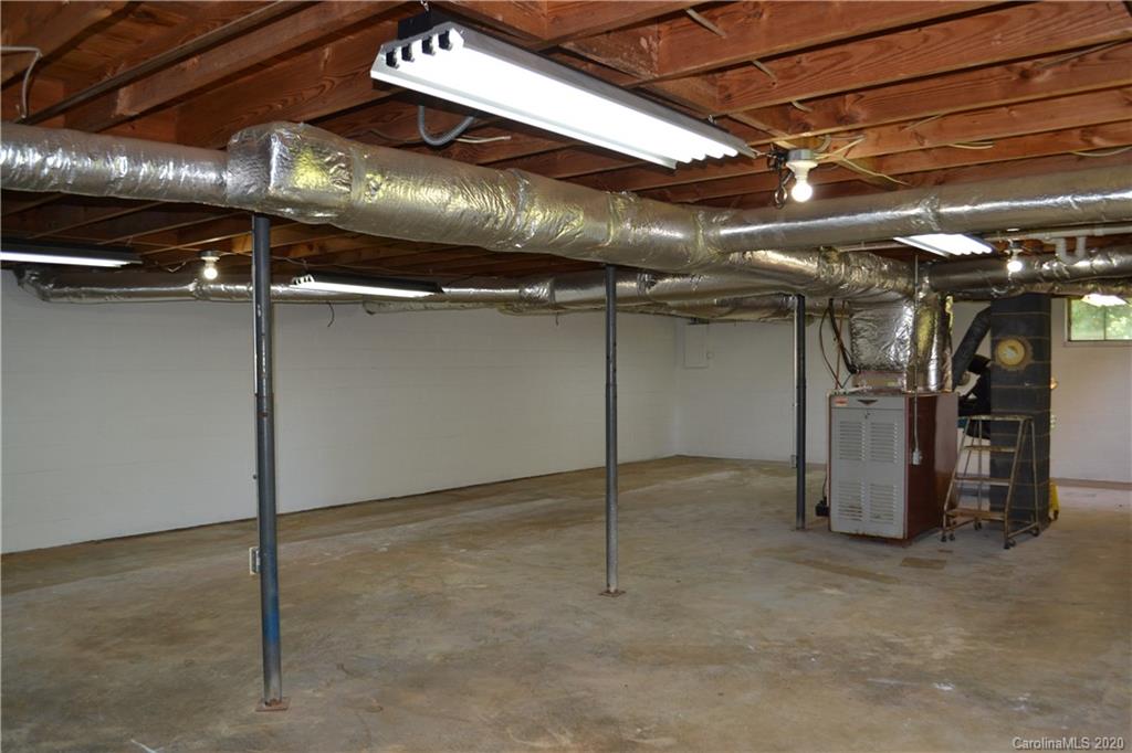 2771 Conley Road Morganton, NC 28655 - Photo 33 of 34 Gallery Image 33