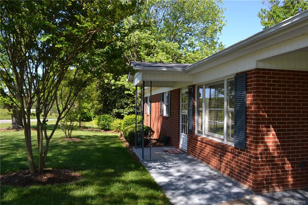 2771 Conley Road Morganton, NC 28655 - Photo 8 of 34 Gallery Image 8