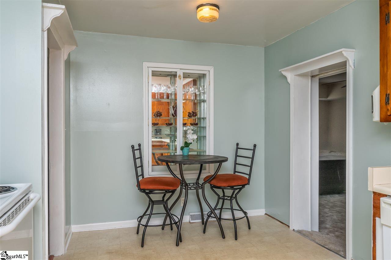 306 Whiten Road Anderson, SC 29621 - Photo 8 of 26 Gallery Image 8