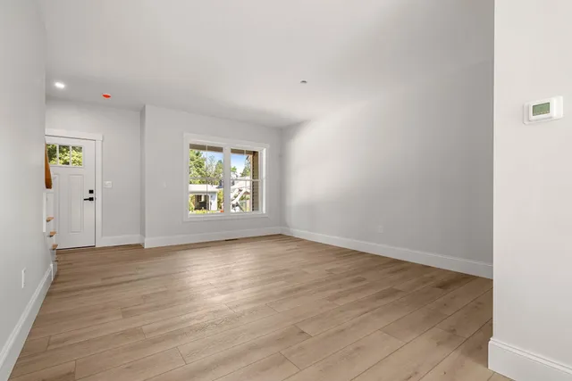 $1,159,900 | 8 Senter Street, Salem, NH 03079