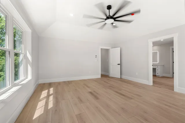 $1,159,900 | 8 Senter Street, Salem, NH 03079