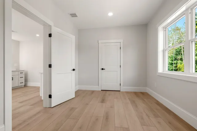 $1,159,900 | 8 Senter Street, Salem, NH 03079