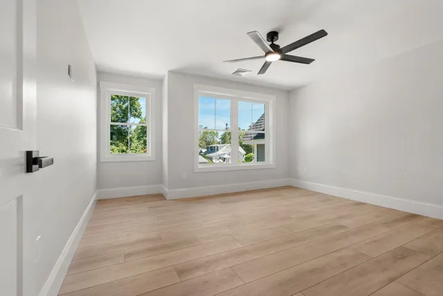 $1,159,900 | 8 Senter Street, Salem, NH 03079