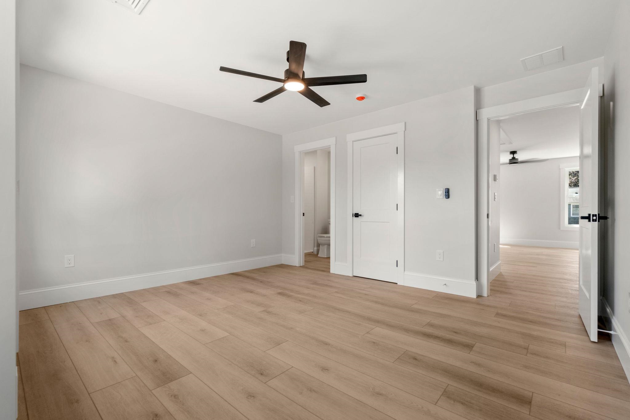 8 Senter Street Salem, NH 03079 - Photo 35 of 43