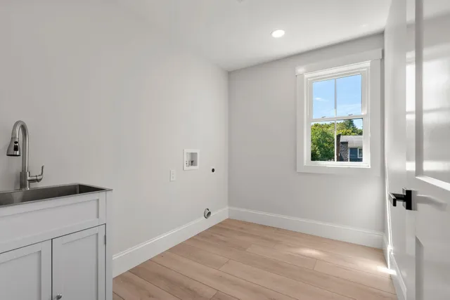 $1,159,900 | 8 Senter Street, Salem, NH 03079