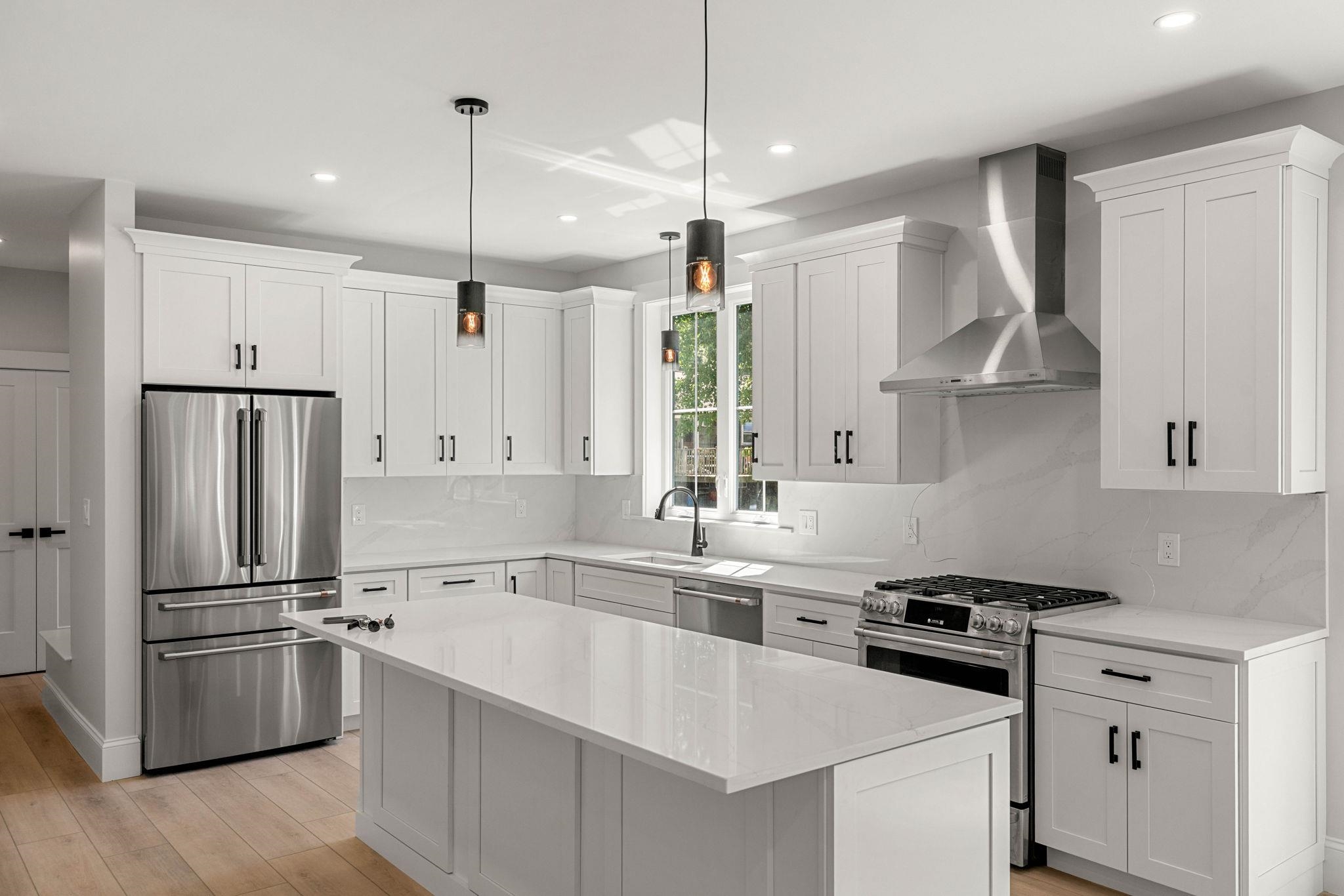 8 Senter Street Salem, NH 03079 - Photo 8 of 43