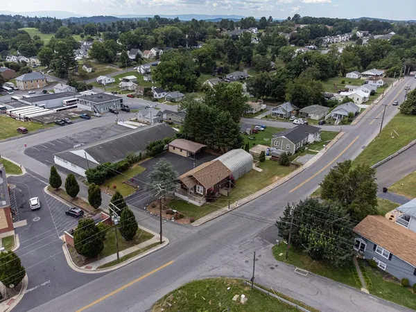 $255,000 | 2408 Cedar Street, Staunton, VA 24401