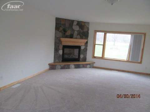 5421 West Frances Road Clio, MI 48420 - Photo 2 of 32 20399323-1.JPG