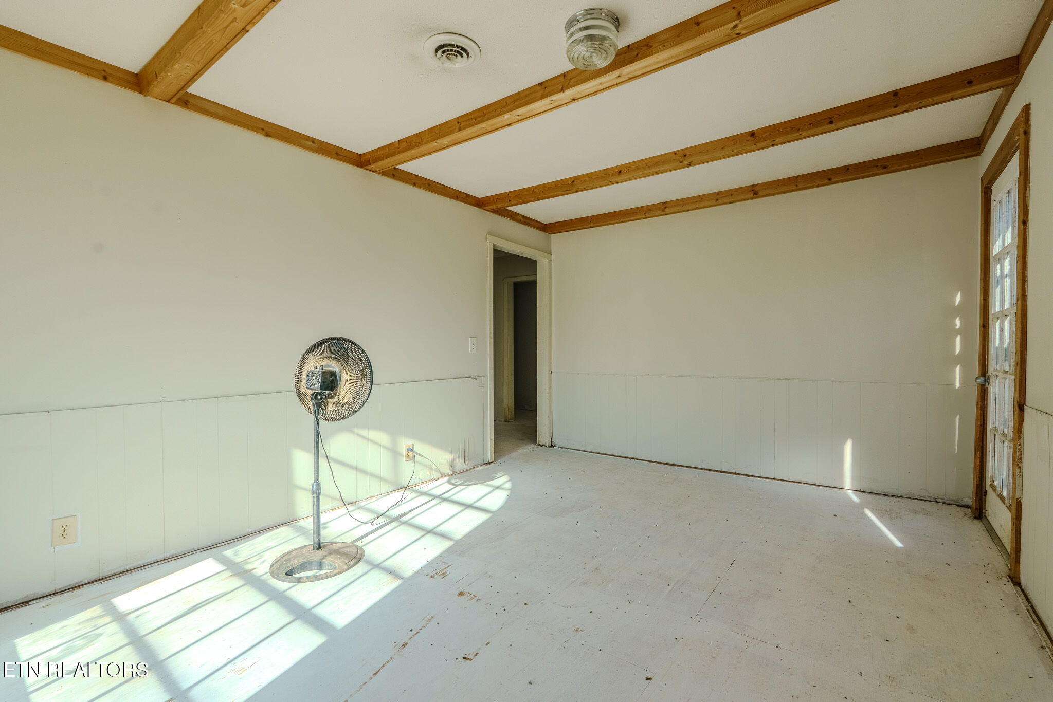 960 Chestnut Grove Road Dandridge, TN 37725 - Photo 15 of 18 19-web-or-mls-_DSC0701-HDR