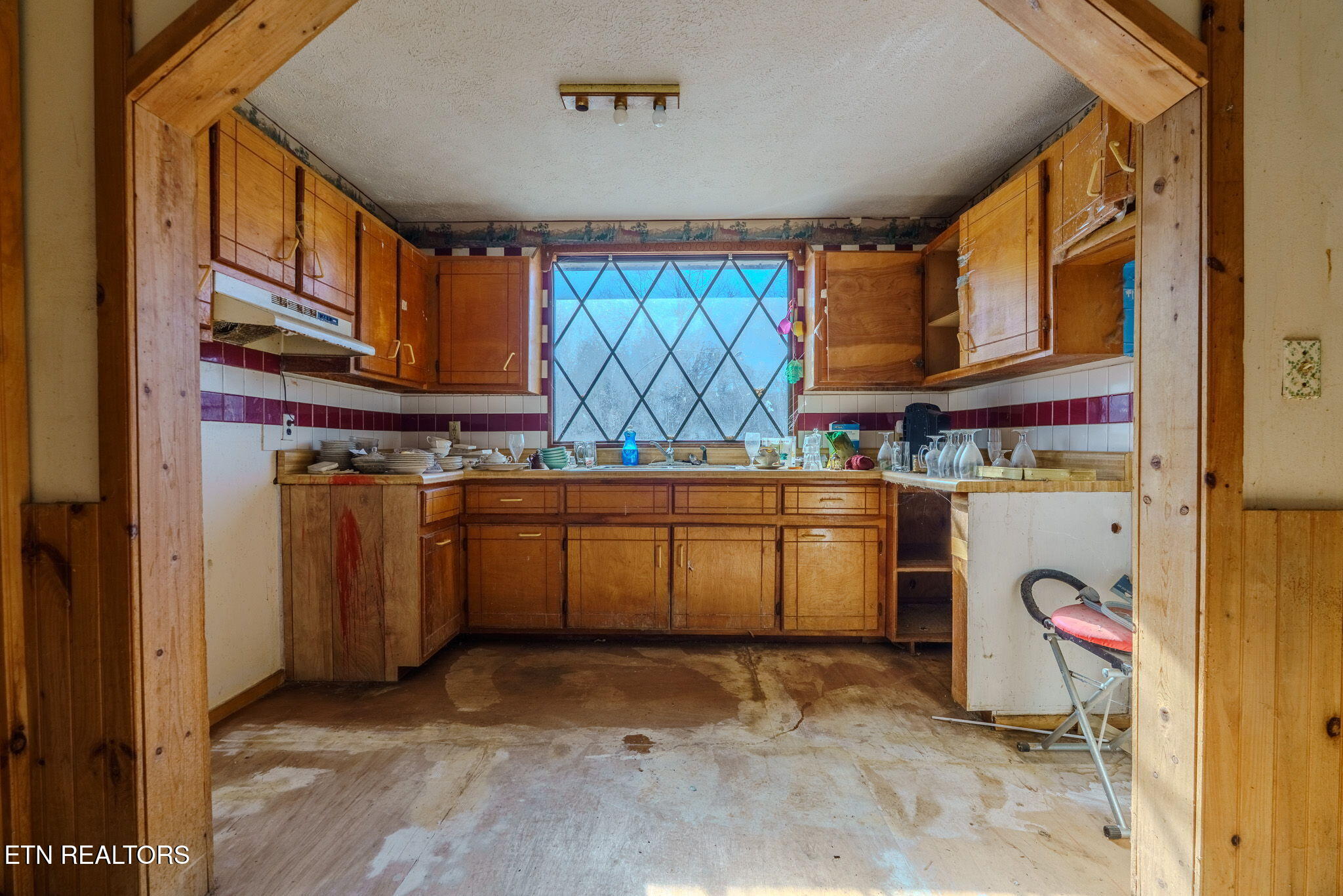 960 Chestnut Grove Road Dandridge, TN 37725 - Photo 5 of 18 6-web-or-mls-_DSC0566-HDR