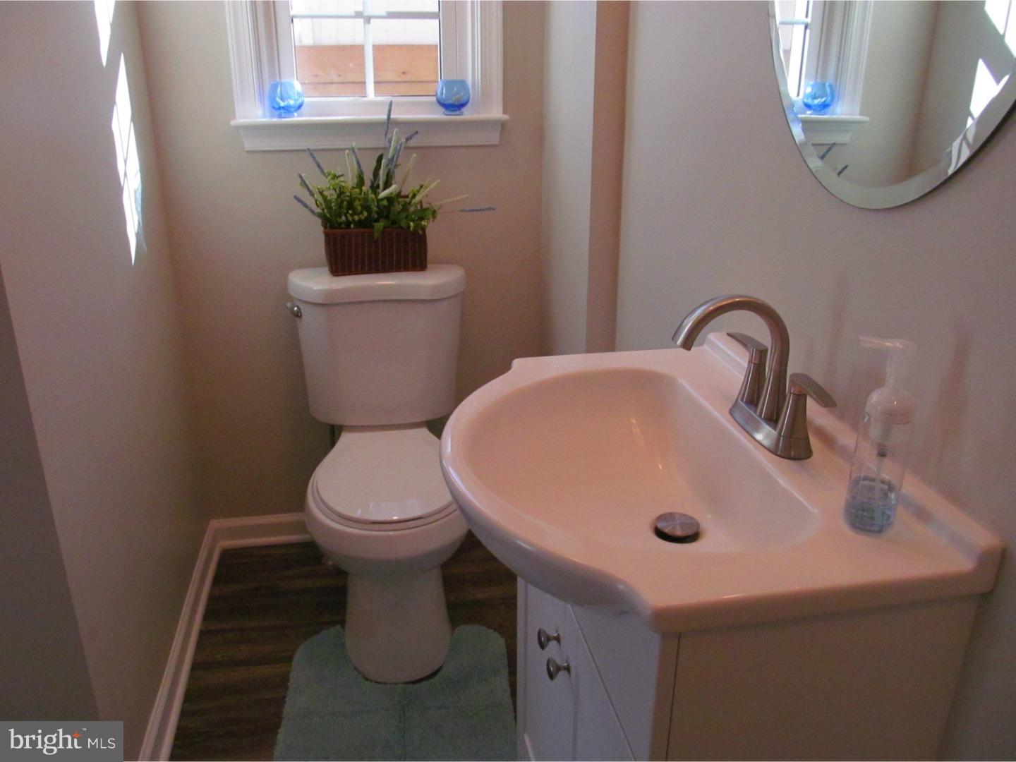408 Lindsay Street Ridley Park, PA 19078 - Photo 23 of 25 Bathroom