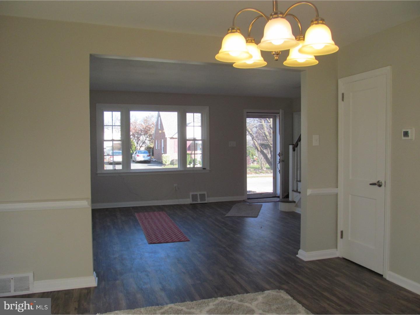 408 Lindsay Street Ridley Park, PA 19078 - Photo 8 of 25 Living Room