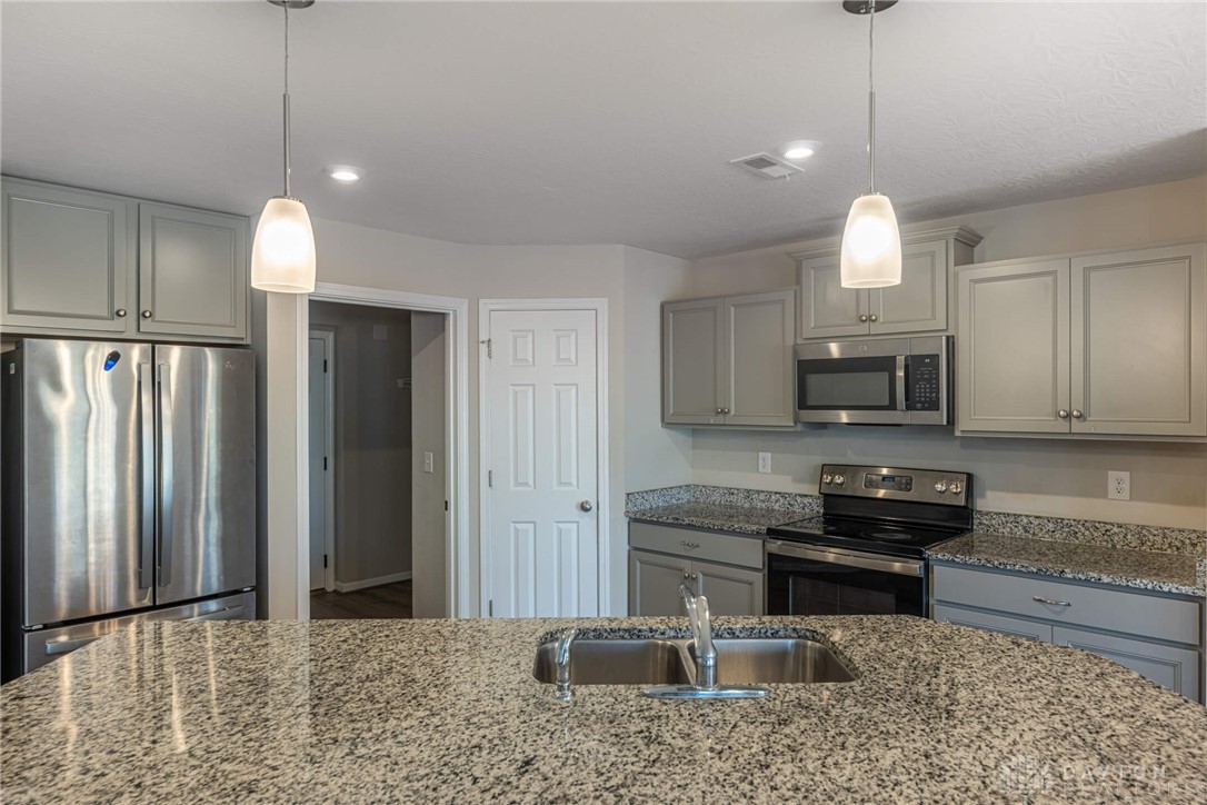 160 Old Pond Road Springboro, OH 45066 - Photo 9 of 28
