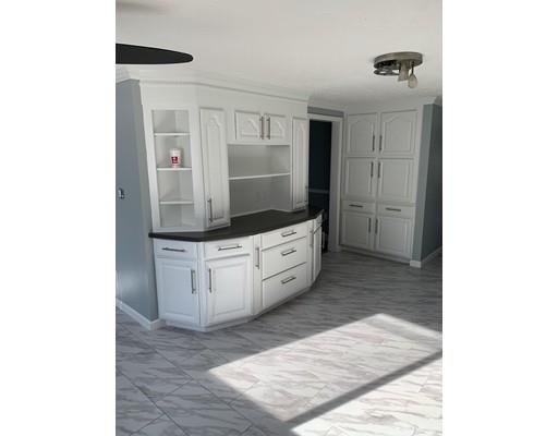 23 Benz Street Springfield, MA 01118 - Photo 2 of 12 Gallery Image 2