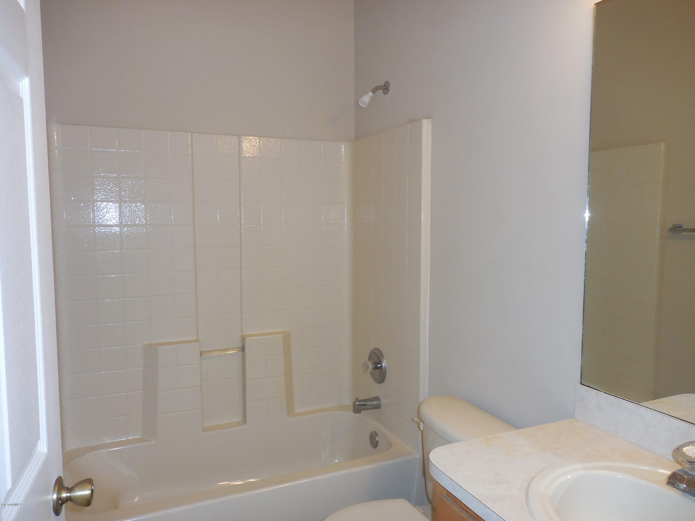 220 Gamewell Road Southwest Palm Bay, FL 32908 - Photo 15 of 19 bathroom