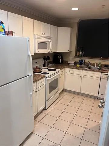 $179,900 | 1725 Harvey Mitchell Parkway South, Unit 2233, College Station, TX 77840