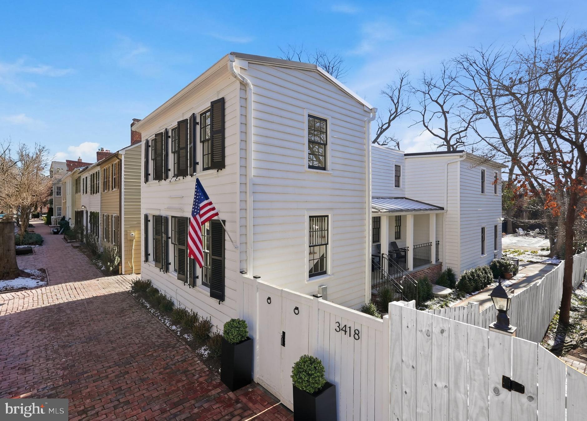 3418 Reservoir Road Northwest Washington, DC 20007 - Photo 1 of 33